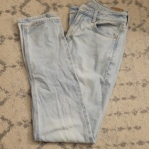 American Eagle Outfitters Light Wash Women's Straight Leg Jeans